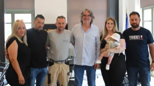 Δήμος στην Ελλάδα υπόσχεται €5.000 ευρώ σε κάθε νέο ζευγάρι που θα εγκατασταθεί εκεί και €10.000 για κάθε γέννηση παιδιού  