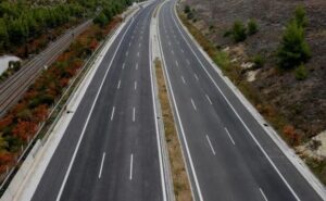 Αλλάζουν τα όρια ταχύτητας στην εθνική οδό
