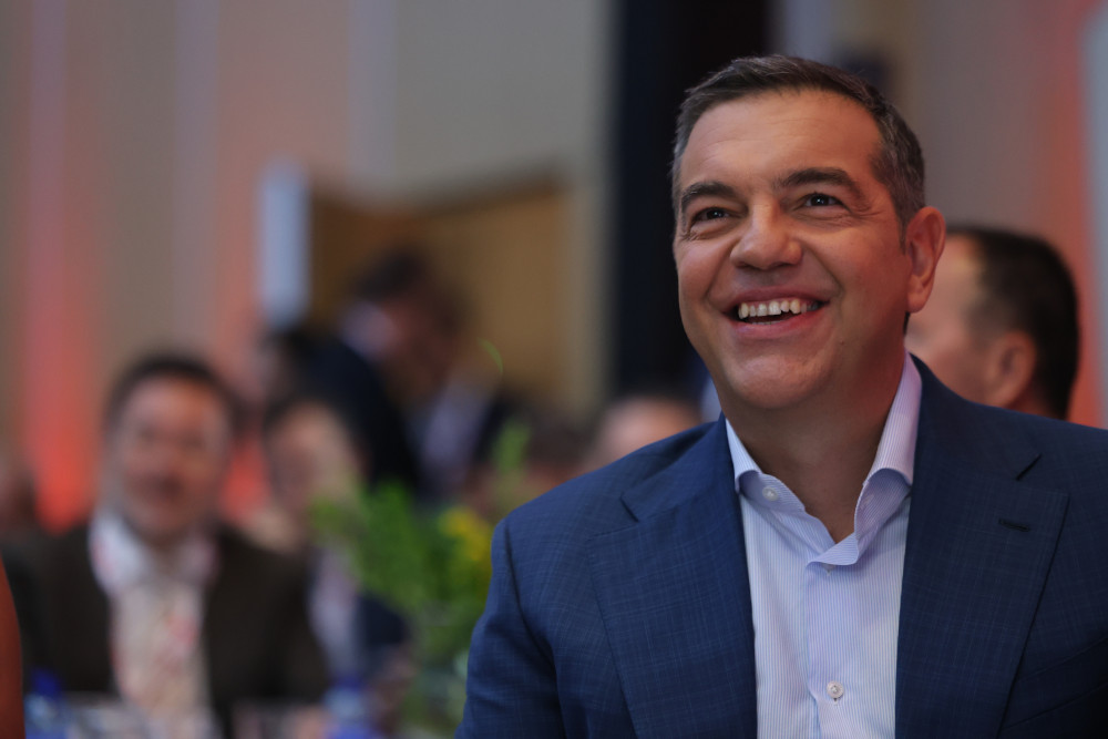 Ο Τσίπρας δίνει τη χαριστική βολή στο ΠΑΣΟΚ: Ποια πρωτοκλασάτα του στελέχη, παίρνει στην ΕΛ.Α.Σ.