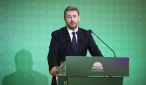 Nέος αρχηγός στο ΠΑΣΟΚ; Η μεγάλη έκπληξη που αλλάζει τα δεδομένα πριν τις εκλογές