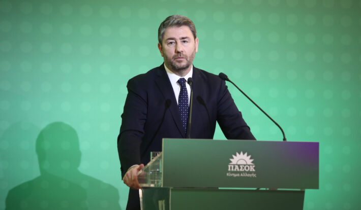Nέος αρχηγός στο ΠΑΣΟΚ; Η μεγάλη έκπληξη που αλλάζει τα δεδομένα πριν τις εκλογές
