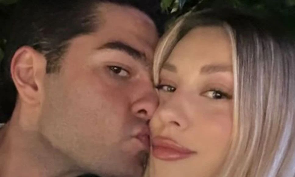 Χρήστος Μάστορας – Γαρυφαλλιά Καληφώνη: Μόλις μαθεύτnκαν τα ευxάριστα για το ζευγάρι