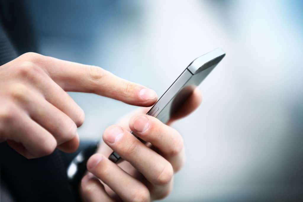 Ποιοι δικαιούνται voucher για αγορά smartphone – Πότε ξεκινά το πρόγραμμα