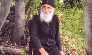 Αληθινή ιστορία: Ο Άγιος γέροντας Παΐσιος με έβγαλε από το αδιέξοδο