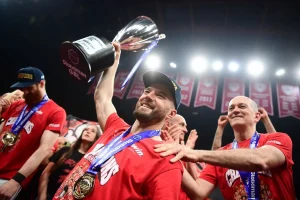 Οι αντι-Πίτερς που εξετάζει ο Ολυμπιακός – Όλα τα ονόματα