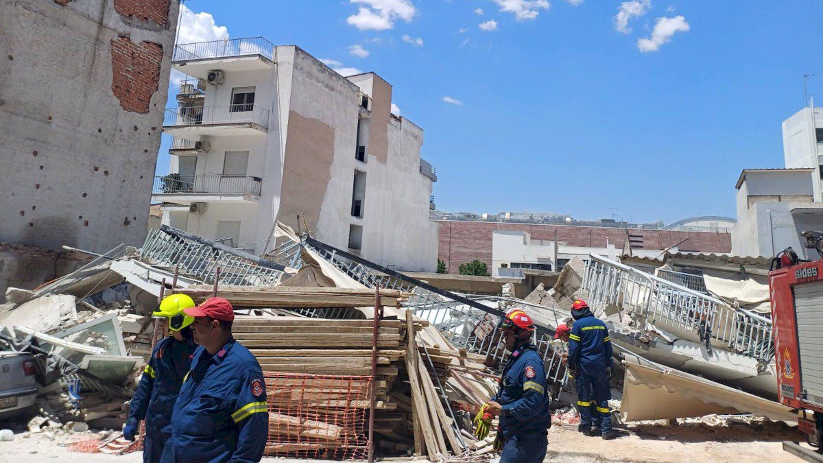 EKTAKTO ΤΩΡΑ ΓΙΑ ΤΗΝ ΠΟΛΥΚΑΤΟΙΚΙΑ ΣΤΑ ΠΕΤΡΑΛΩΝΑ - Η ΦΟΙΤΗΤΡΙΑ ΠΟΥ ΕΨΑΧΝΑΝ