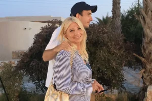 Φαίη Σκορδά: Η απρόσμενη περιπέτειά της στην Πάρο λίγο πριν τον γάμο της Οικονομάκου