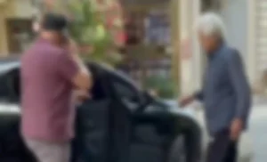 Αυτός είναι ο 77χρονος «Ποσειδώνας» που επιτέθηκε με τρίαινα σε δύο άτομα για μια θέση πάρκινγκ στον Πειραιά