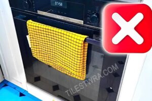 Γιατί δεν πρέπει να κρεμάτε ποτέ μια πετσέτα στον φούρνο
