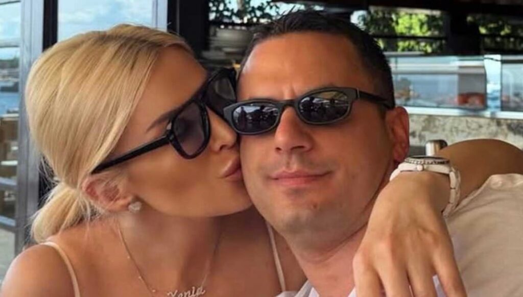 Κατερίνα Καινούργιου: «Κοιτάζοντας την κόρη μου που μοιάζει στον άντρα μου, τον ερωτεύομαι ακόμα πιο πολύ»