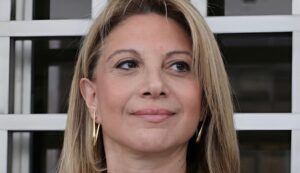 ΧΑΜΟΣ ΜΕ ΑΥΤΑ ΠΟΥ ΕΙΠΕ Η ΚΑΡΥΣΤΙΑΝΟΥ ΓΙΑ ΤΟΥΣ ΜΕΤΑΝΑΣΤΕΣ