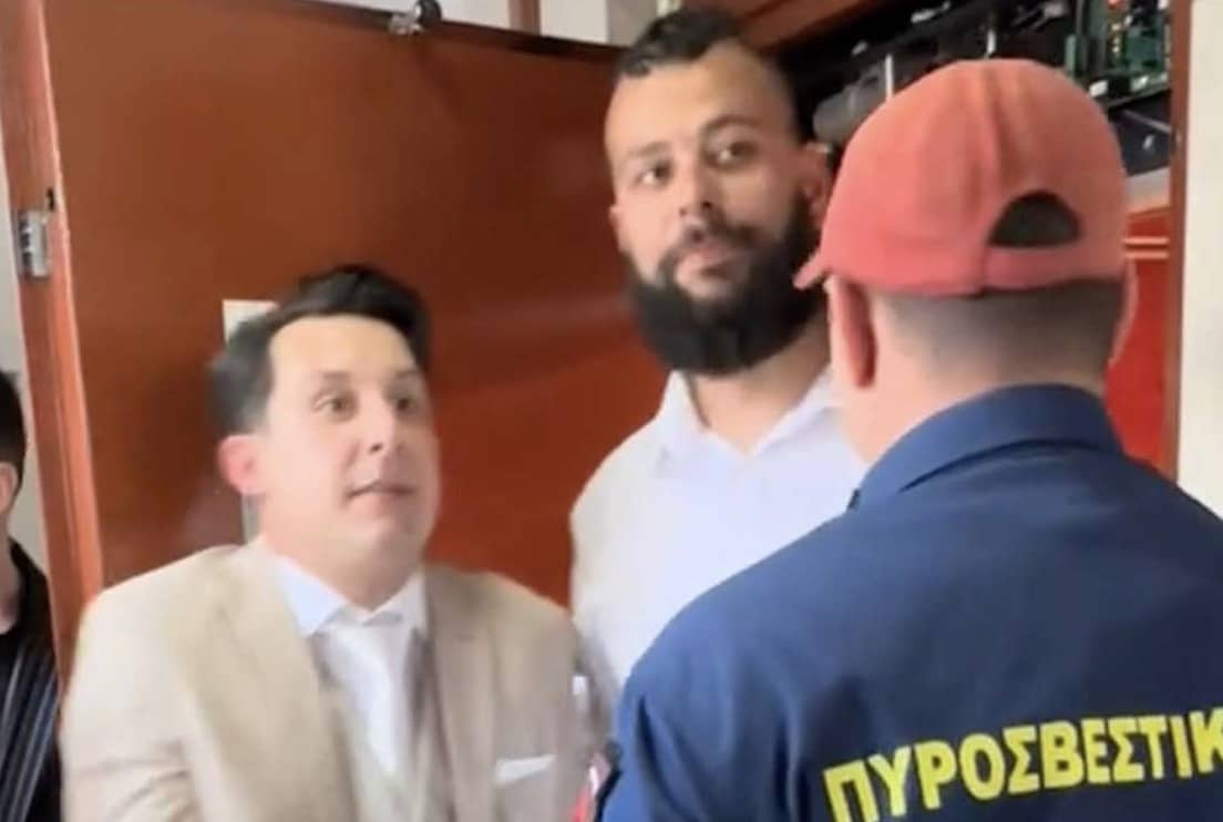 Επικό περιστατικό στην Ξάνθη: Γαμπρός έμεινε στο ασανσέρ μαζί με φίλους του και άργησε να πάει στην εκκλησία