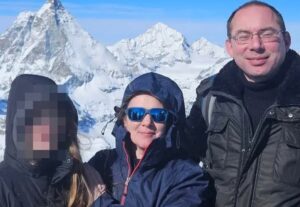 Σοκαριστική οικογενειακή τραγωδία – 13χρονη σκότωσε τους γονείς της και έστειλε φωτογραφίες των σορών σε συμμαθητές της