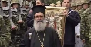 Θρήνος στην ελληνική εκκλησία: Πέθανε ο παπάς που αγαπούσε όλη η χώρα