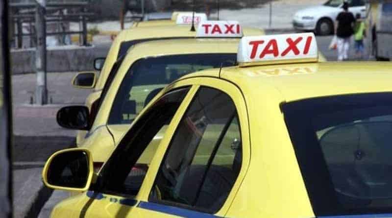 Εφιαλτική κούρσα στην Αθήνα: Ζευγάρι παρίστανε τους πελάτες και λήστεψε ταξιτζή με μαχαίρι