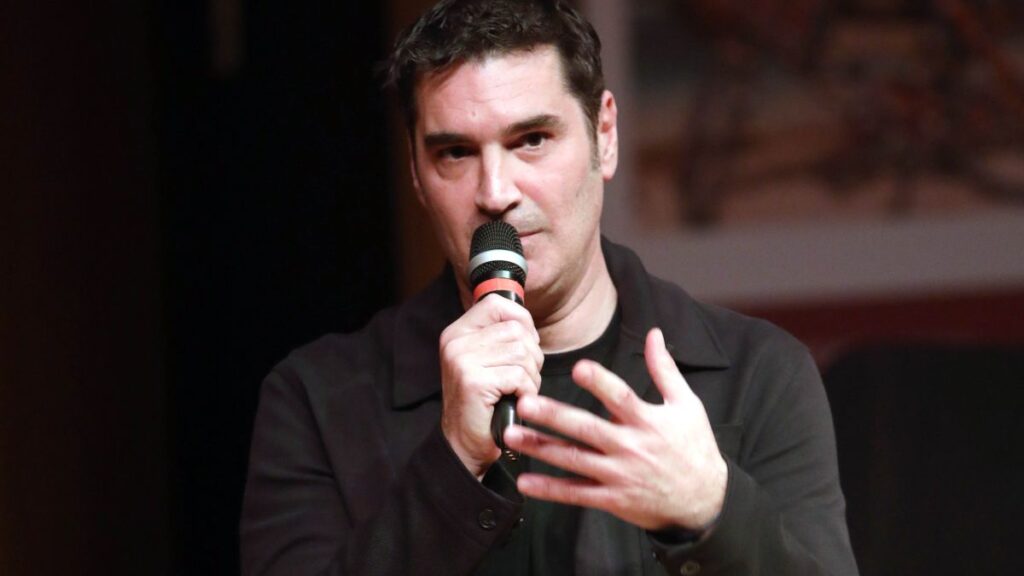 Μόλις μαθεύτnκε για τον ηθοποιό: Οδηγείται στα δικαστήρια ο Χριστόφορος Παπακαλιάτης