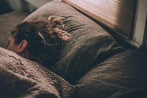 9 σημάδια διαβήτη που εμφανίζονται τη νύχτα: Τι πρέπει να γνωρίζετε