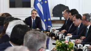 ΣΕΝΑΡΙΑ-ΦΩΤΙΑ ΓΙΑ ΕΚΛΟΓΕΣ ΤΟΝ ΣΕΠΤΕΜΒΡΙΟ – ΠΟΙΟΥΣ ΑΛΛΑΖΕΙ Ο ΑΝΑΣΧΗΜΑΤΙΣΜΟΣ