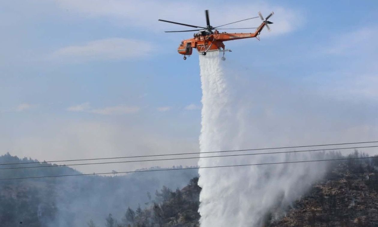 Μεγάλη φωτιά τώρα στην Αττική Συναγερμός στις Αρχές