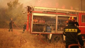 ΕΚΤΑΚΤΟ: Μεγάλη φωτιά τώρα στη χώρα μας – Εστάλη 112