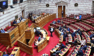 «ΒΟΜΒΑ» ΣΤΗΝ ΒΟΥΛΗ: ΜΟΛΙΣ ΠΑΡΑΙΤΗΘΗΚΕ! ΚΑΝΕΙΣ ΔΕΝ ΤΟ ΠΕΡΙΜΕΝΕ! ΜΕΓΑΛΗ ΑΝΑΣΤΑΤΩΣΗ!