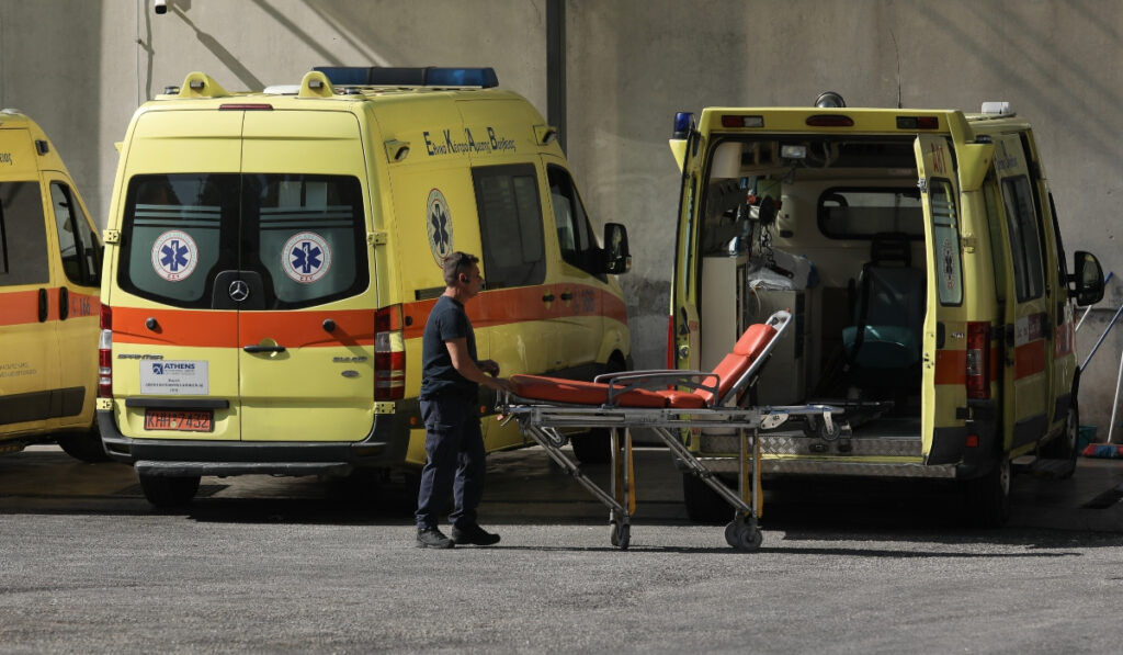 Έκτακτο τώρα: Σφοδρό τροχαίο στη χώρα μας – Έχουμε πέντε τραυματίες, ανάμεσά τους ένα βρέφος και ένα παιδί