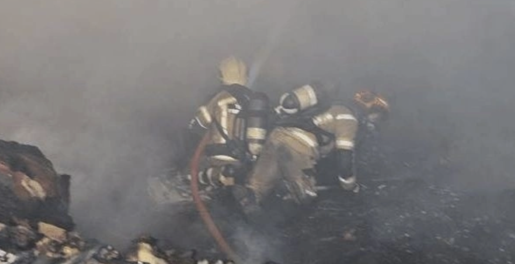ΕΚΤΑΚΤΟ ΤΩΡΑ: ΦΩΤΙΑ ΣΕ ΤΕΡΑΣΤΙΟ ΙΣΤΟΡΙΚΟ ΞΕΝΟΔΟΧΕΙΟ – ΕΚΚΕΝΩΝΟΥΝ ΤΑ ΔΩΜΑΤΙΑ