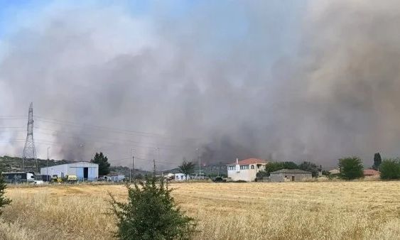 ΣΥΝΑΓΕΡΜΟΣ ΤΩΡΑ ΓΙΑ ΜΕΓΑΛΗ ΦΩΤΙΑ ΣΤΗ ΧΩΡΑ: ΕΚΚΕΝΩΝΟΝΤΑΙ ΟΙΚΙΣΜΟΙ