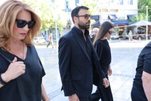 ΚΗΔΕΙΑ ΚΟΝΤΟΥ ΤΩΡΑ: ΚΑΤΕΡΡΕΥΣΕ Η ΤΗΛΕΟΠΤΙΚΗ ΤΗΣ ΚΟΡΗ, ΑΝΤΖΕΛΑ ΓΚΕΡΕΚΟΥ