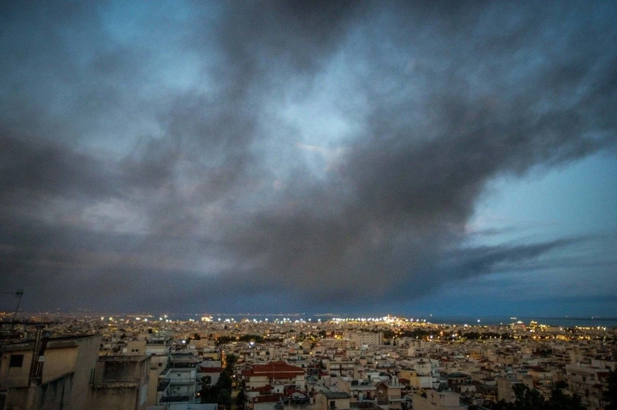Συναγερμός ΤΩΡΑ στην Ελλάδα: «Μην κυκλοφορείτε χωρίς μάσκα»