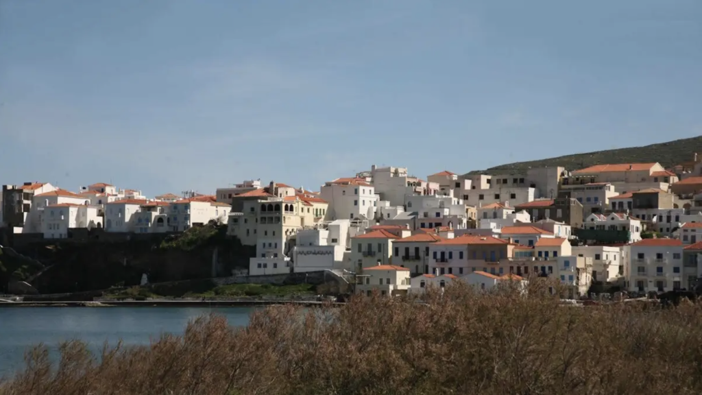 ΕΚΤΑΚΤΗ ΕΙΔΗΣΗ ΓΙΑ ΠΛΟΙΟ ΓΕΜΑΤΟ ΚΟΣΜΟ ΠΟΥ ΠΑΕΙ ΠΡΟΣ ΑΝΔΡΟ