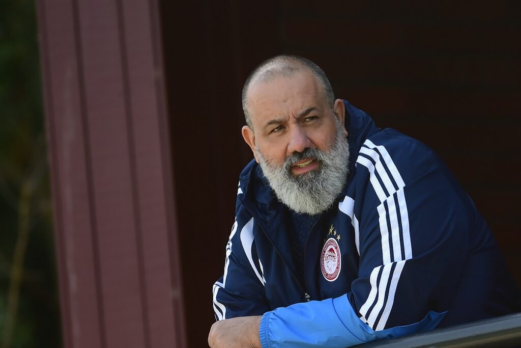 «Χείμαρρος» ο Κώστας Καραπαπάς πριν την Αντβέρπ – Αποκαλύψεις για μεταγραφές και Τζολάκη