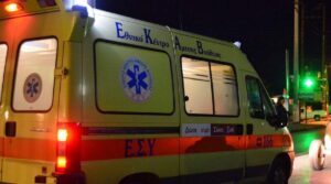 ΕΚΤΑΚΤΟ – Μεταφέρεται εσπευσμένα στο νοσοκομείο μετά από επίθεση, δίνει μεγάλη μάχη