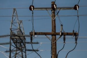ΕΚΤΑΚΤΟ από ΔΕΔΔΗΕ: Χωρίς ρεύμα έως 8 ώρες σε 13 Δήμους της Αττικής – Οι περιοχές