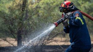 ΕΚΤΑΚΤΟ – Ακpαίος κίνδυνος πυρκαγιάς: Στο «κόκκινο» η Αττική και 4 ακόμη περιοχές