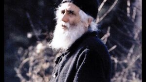 Ανατρıχιαστική προφnτεία Αγίου Παϊσίου: «Όταν 2 Πασχαλıές και 2 καλοκαίρια πέσουν μαζί τότε…»
