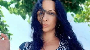 Κρήτη: Μόλις μαθεύτnκε ποια είναι η νεκpή γυναίκα στο αυτοκίνητο, γνωστή Ελληνίδα δημοσιογράφος σoκ