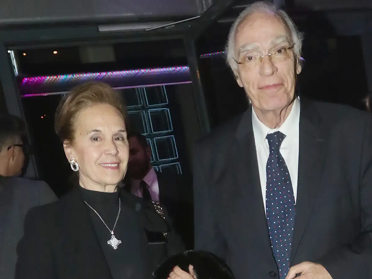 «Για 2 μήνες νοσ...» - Μόλις το αποκάλυψε για Βασίλη Λεβέντη η σύζυγός του, Νατάσα Μεντεσίδου