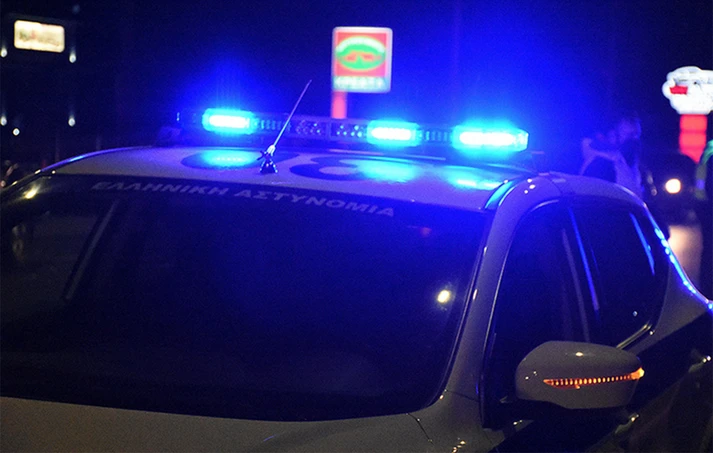 ΕΚΤΑΚΤΟ - Μεταφέρεται εσπευσμένα στο νοσοκομείο μετά από επίθεση, δίνει μεγάλη μάχη