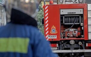 Πατήσια: Το τηλέφωνο της ηλικιωμένης – «Ο παππούς κάτι πείραξε στην κουζίνα και μυρίζει»