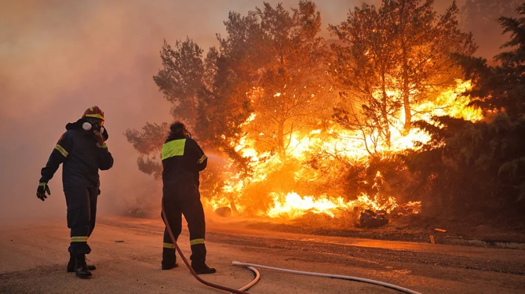 Συναγερμός: Έκτακτη προειδοποίηση απο το Υπουργείο Πολιτικής Προστασίας για τις απανωτές πυρκαγιές  στην Ελλάδα – Ηχεί το 112