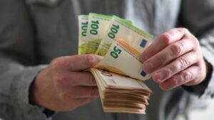 ΕΚΤΑΚΤΟ: ΜΟΛΙΣ ΑΝΑΚΟΙΝΩΘΗΚΑΝ ΤΑ ΕΥΧΑΡΙΣΤΑ ΓΙΑ ΤΙΣ ΣΥΝΤΑΞΕΙΣ – ΝΩΡΙΤΕΡΑ ΟΙ ΠΛΗΡΩΜΕΣ
