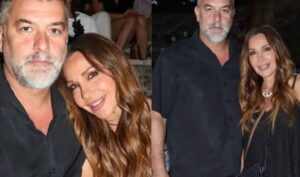 Η μισή Επίδαυρος γύρισε να τους κοιτάξει: Εντυπωσιακοί και ερωτευμένοι ντυμένοι στα μαύρα