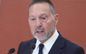 Γιάννης Στουρνάρας: «Τρέλα η επαναφορά της 13ης σύνταξης»