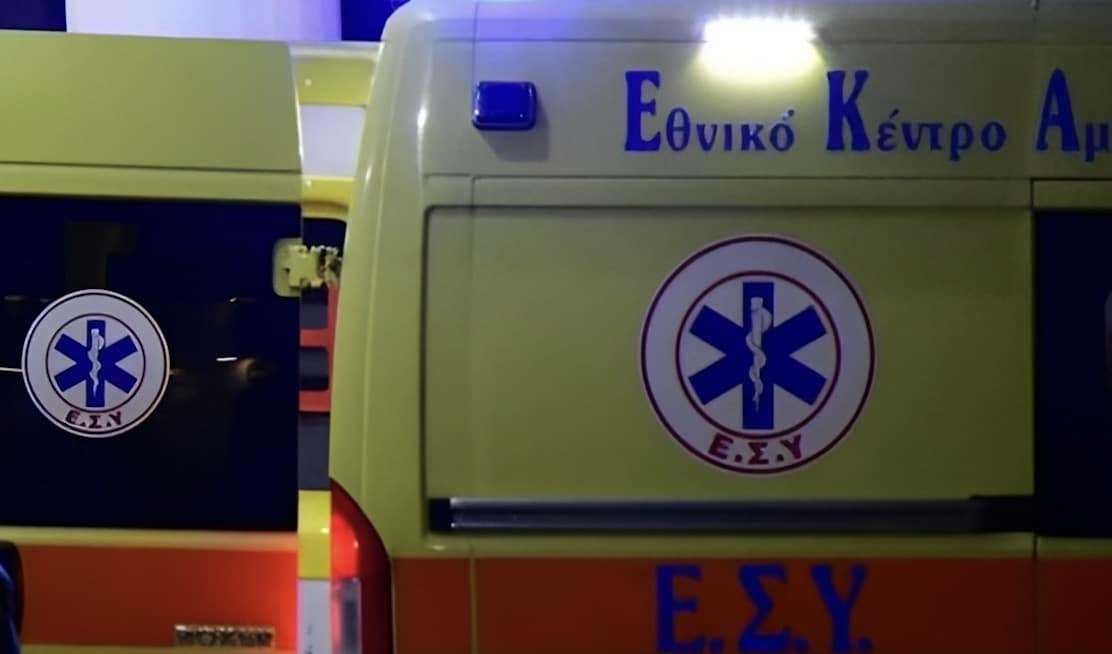 Μητέρα κρατούσε στην αγκαλιά της πάνω από ένα 24ωρο τον νεκρό γιο της - Η οικογενειακή τραγωδία 