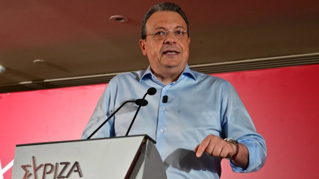 Ραγδαίες πολιτικές εξελίξεις: Παραιτήθηκε ο Σωκράτης Φάμελλος από ΣΥΡΙΖΑ