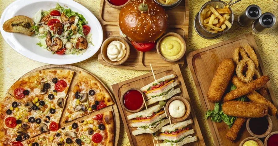 Βρέθηκε ποιο τρόφιμο γνωστής αλυσίδας fast food έστειλε εκατοντάδες στο νοσοκομείο