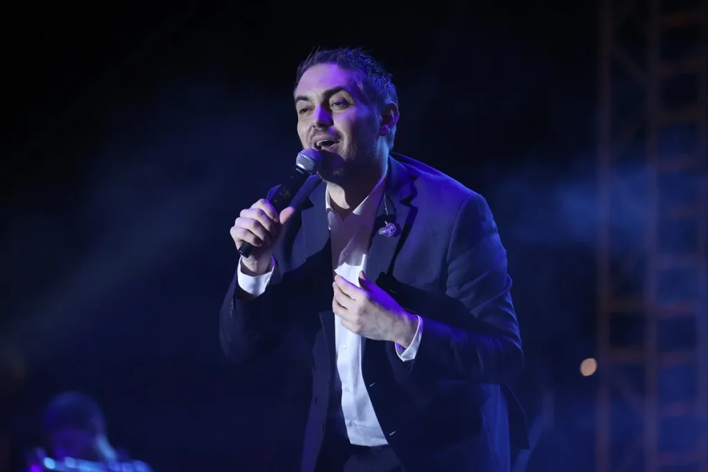 Δύσκολες στιγμές: Στο χειρουργείο εκτάκτως ο Μιχάλης Χατζηγιάννης