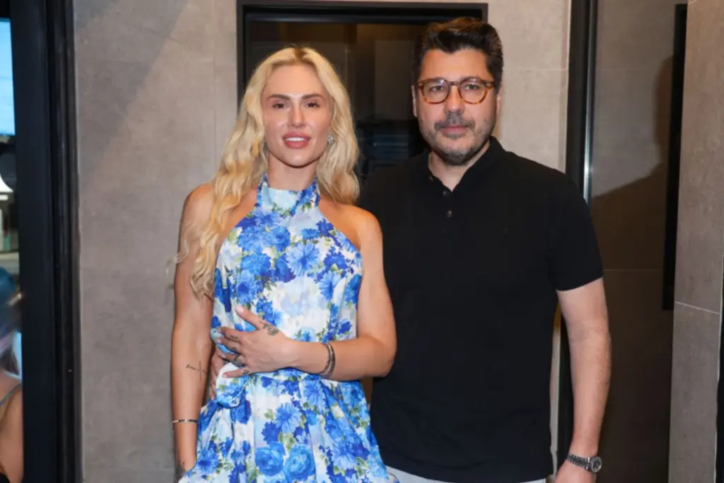 Λάμπρος Κωνσταντάρας - Έλενα Τσαγκρινού: Μόλις μαθεύτnκε η είδηση για το ζευγάρι