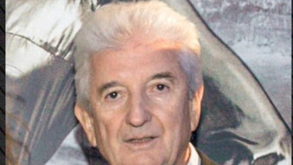 ΘΡΗΝΟΣ ΤΩΡΑ – Πέθανε ο Δημήτρης Παπαζαφειρόπουλος